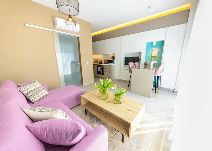 De Lux Ms 1 - C Paralimni